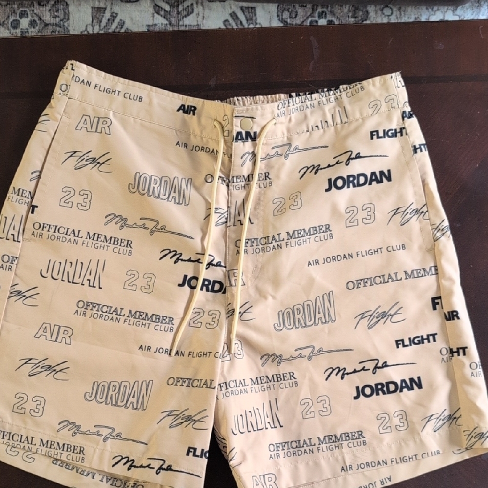 Nike Air Jordan Flight MVP Men's Short Large